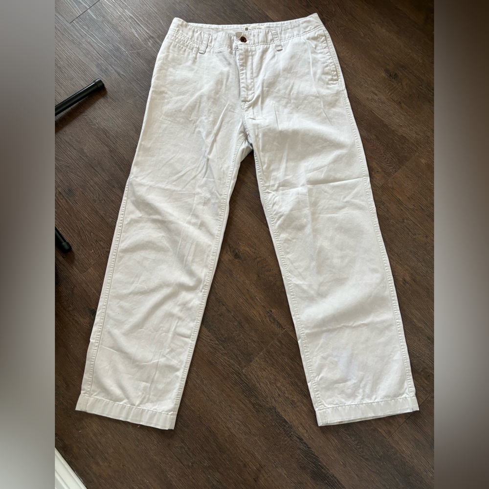 Gap flat front favorite khaki size 36x34 men’s pants.